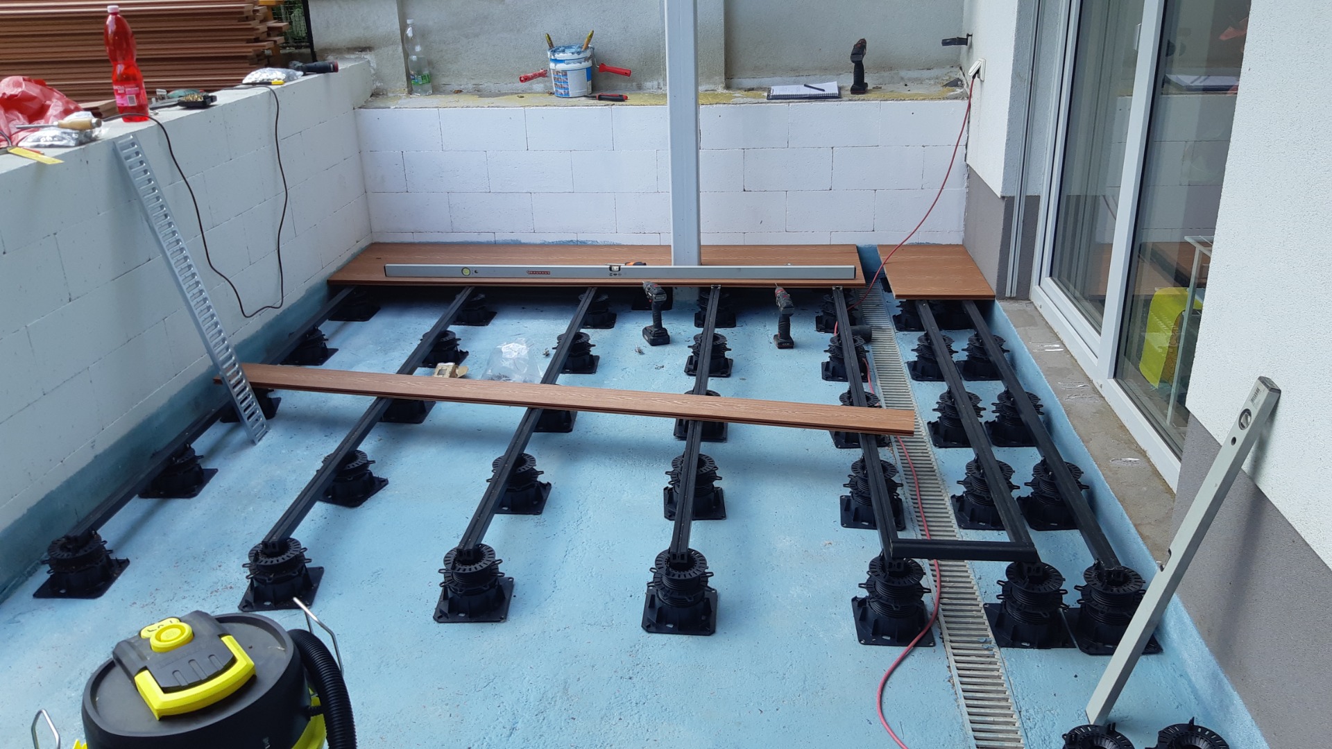 Montáž terasy ze dřevoplastu, Brno Židenice